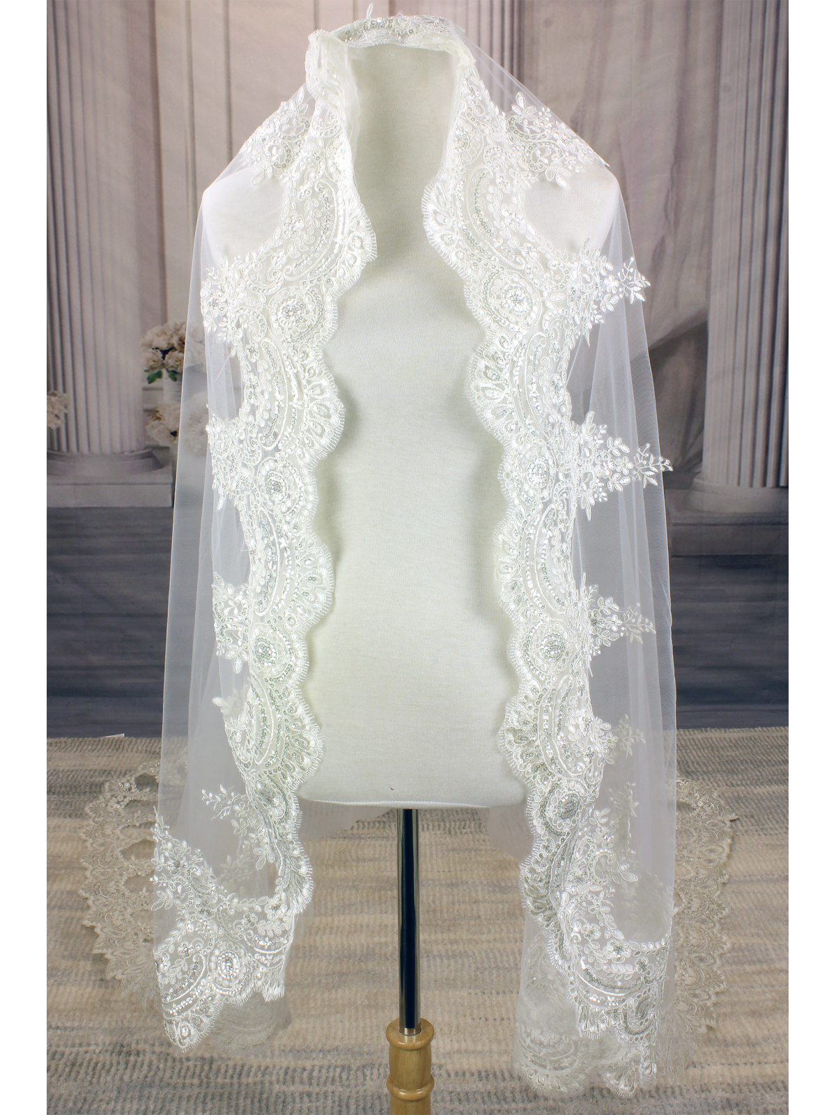 Long Veil - Trim with embroidery lace - 120" - VL-VM5003-120IV