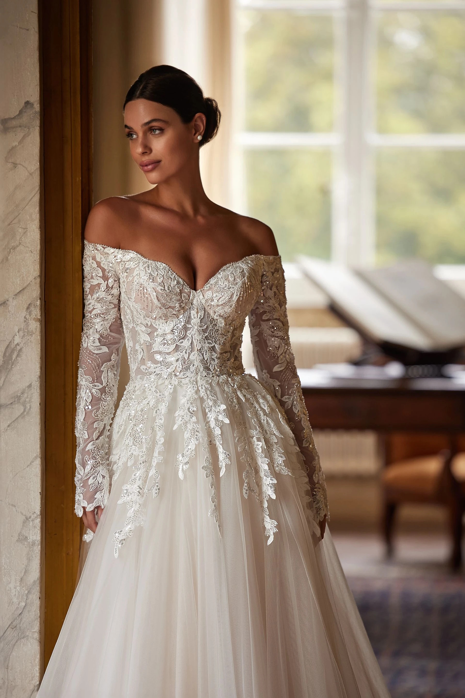 Luxury Wedding Dress - Embroidered Long Sleeve A-line with a Deep Heart  Cutout - Erregina - LIDA-01356.00.17 - @Luxury Bridal Shop | Premium Wedding  Dresses