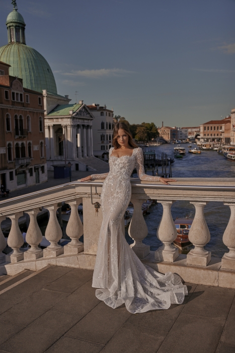 Wedding Dress - LRS-23-010