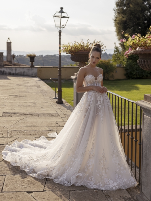 Wedding Dress - LRS-23-019