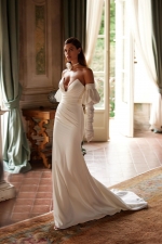 Luxury Wedding Dress - Mermaid V-neck and Decorated with Diagonal Pleats - Charism - LIDA-01345.00.00