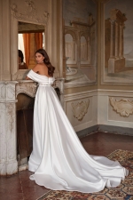 Luxury Wedding Dress - Mikado A-line Heart Cutout with Wing Sleeves - Leuna - LIDA-01367.00.00