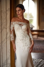 Luxury Wedding Dress - Embroidered Lace Mermaid Style with ¾-length Semi-raglan Sleeves - Lussana - LIDA-01369.00.17